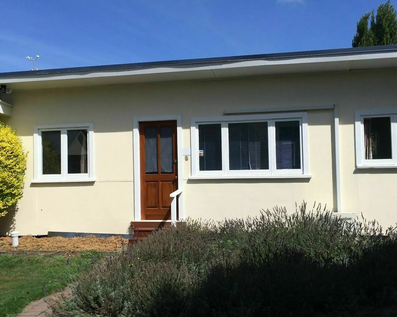 Water Lily Garden Bed & Breakfast Christchurch